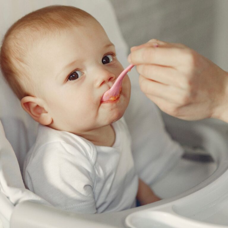 Complete Guide to Baby’s First Solids